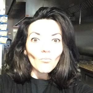 Meet your Posher, Cristina